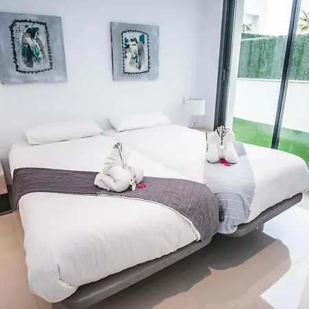 Deluxe La Marina Alicante