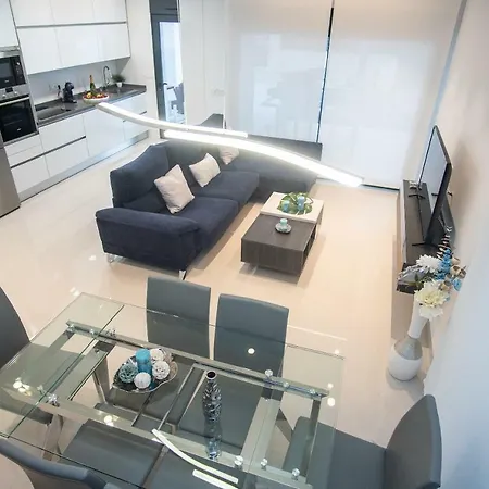 Villa Deluxe La Marina