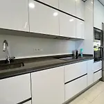 Deluxe La Marina Alicante
