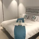 Deluxe La Marina Alicante