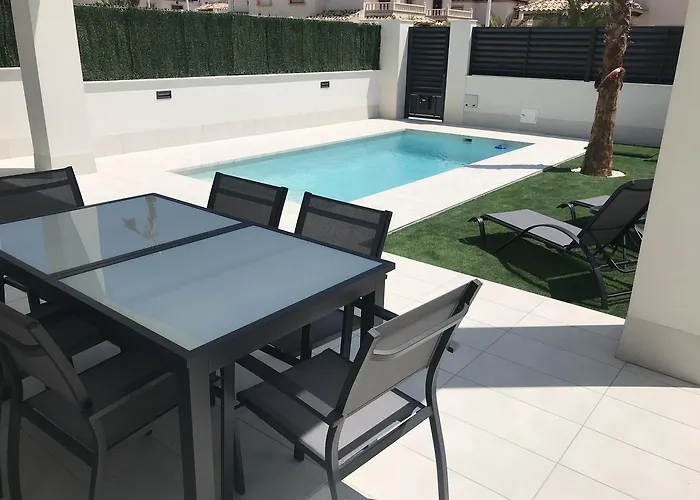 Deluxe La Marina Villa