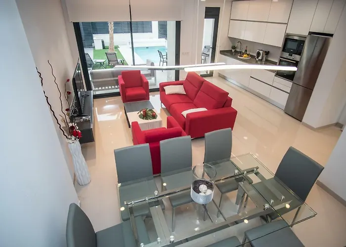 Villa Deluxe La Marina