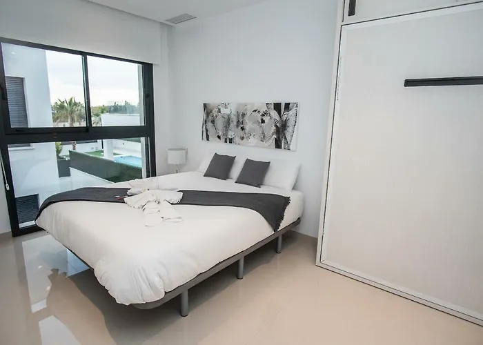 Villa Deluxe La Marina *