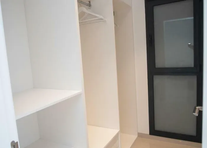 Deluxe La Marina * Alicante